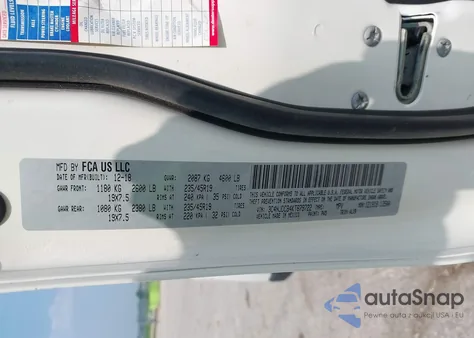 2019 Jeep Compass High Altitude 4X4 z USA, uszkodzony, nr VIN 3C4NJDCB4KT679722